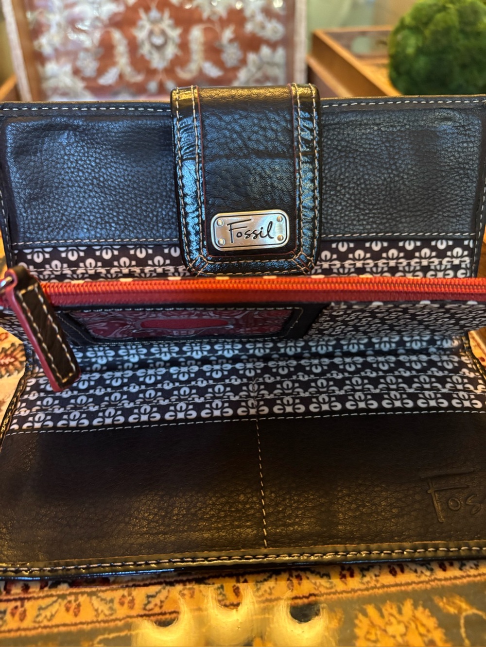 Fossil Leather Wallet - Beautiful 🤩